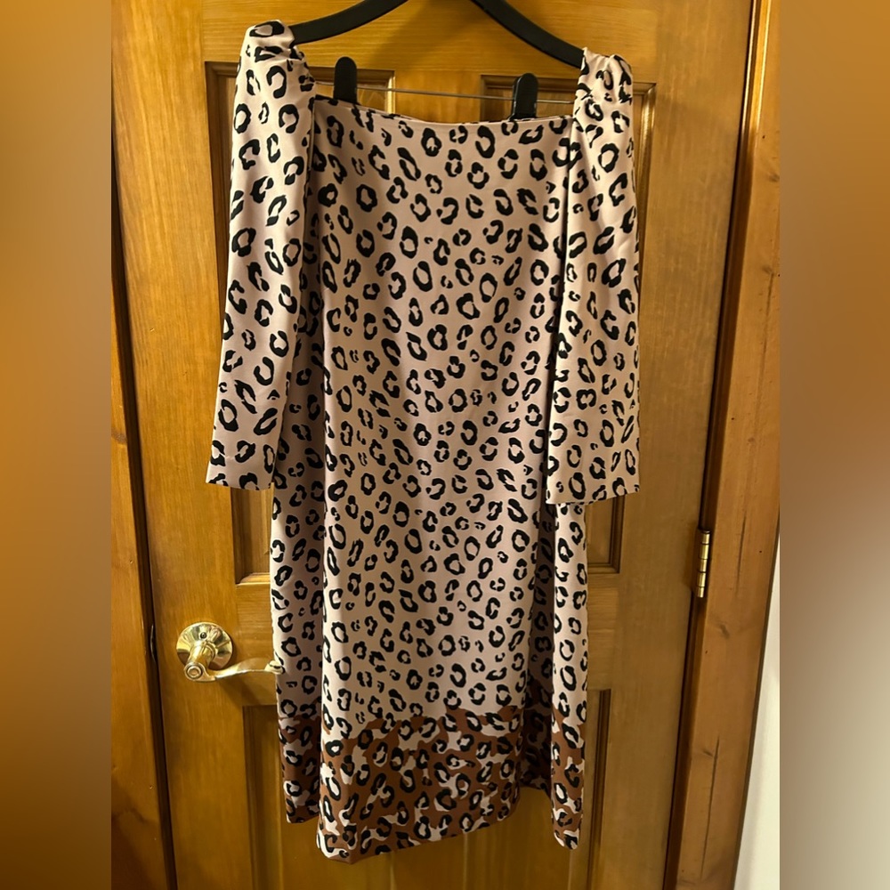 Ann Taylor Leopard Pattern Dress, size 14 🍎